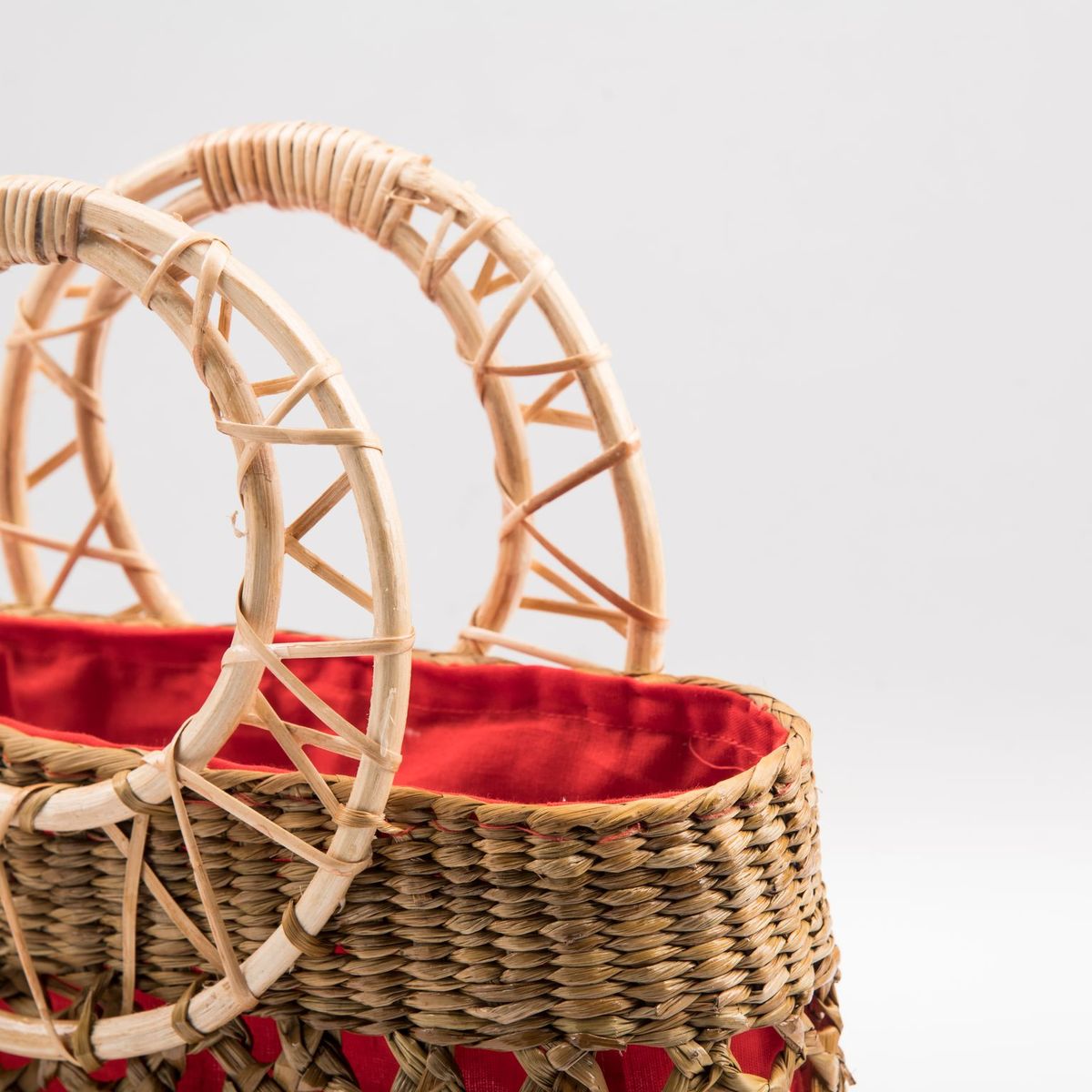 Woven Ladies Hand Bag (Design 2)